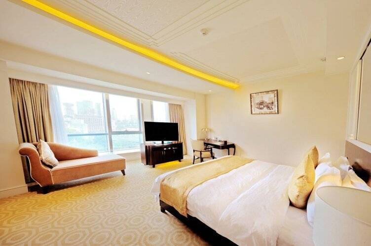 Paramount Gallery Hotel