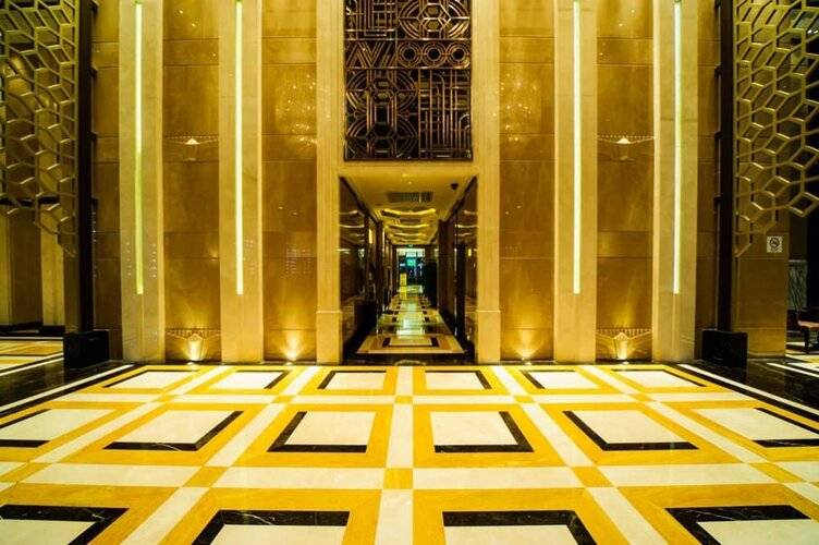 Paramount Gallery Hotel