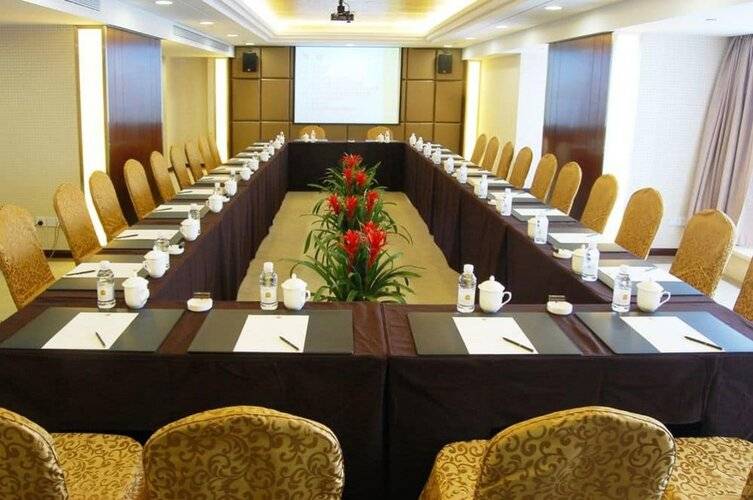 Paramount Gallery Hotel