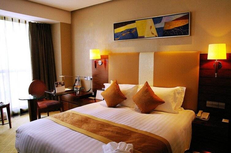 Regal Jinfeng Hotel