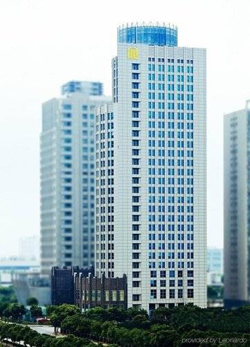 Regal Jinfeng Hotel