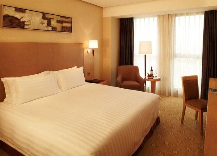 Regal Jinfeng Hotel