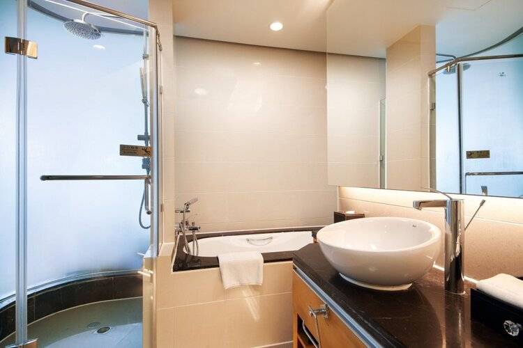 Regal Jinfeng Hotel