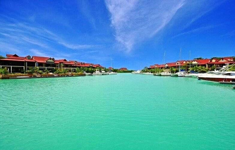 Eden Island, Beach Front, Luxury, 3 Bed Ensuite, Wifi