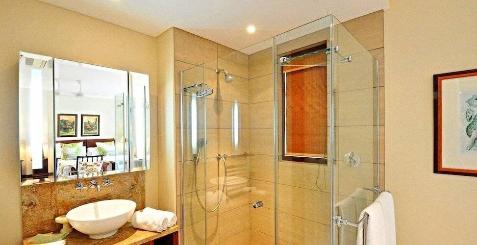 Eden Island, Beach Front, Luxury, 3 Bed Ensuite, Wifi