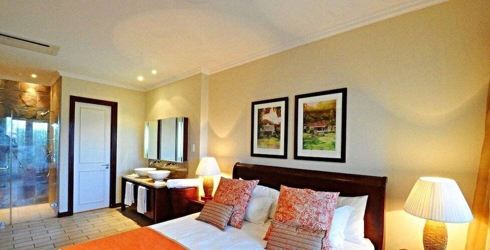Eden Island, Beach Front, Luxury, 3 Bed Ensuite, Wifi