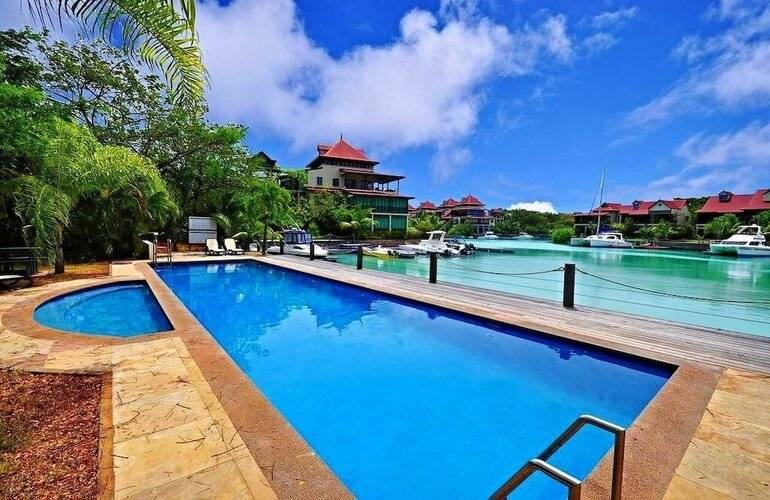 Eden Island, Beach Front, Luxury, 3 Bed Ensuite, Wifi
