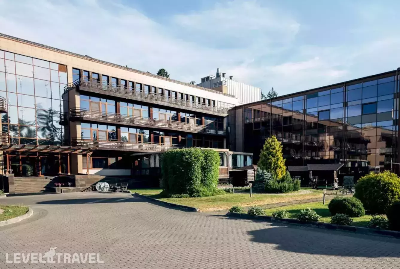 Azimut Парк Отель&Спа Репино (Бывш. Forrestmix Club)