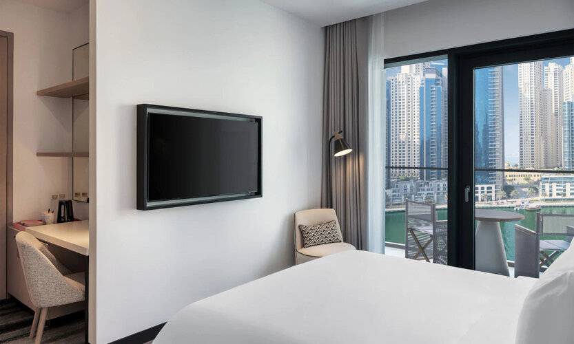 Vida Dubai Marina & Yacht Club
