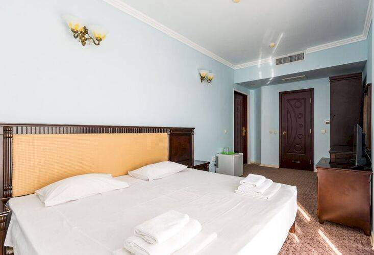 Кристалл Аппарт (Ex. Crystal Deluxe Hotel)