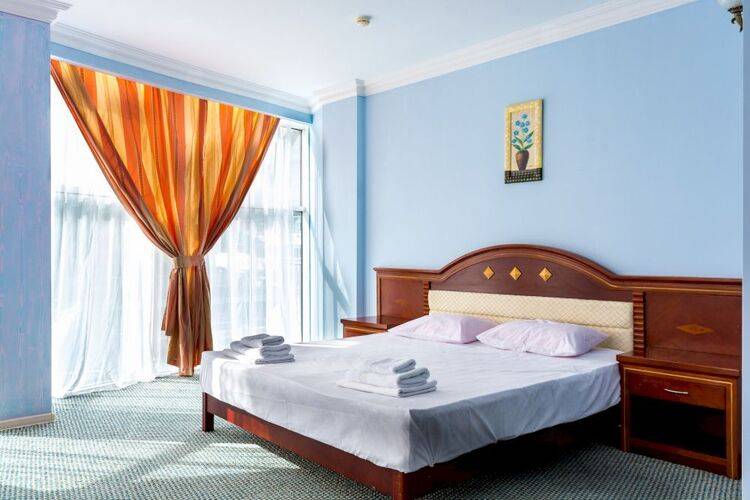 Кристалл Аппарт (Ex. Crystal Deluxe Hotel)