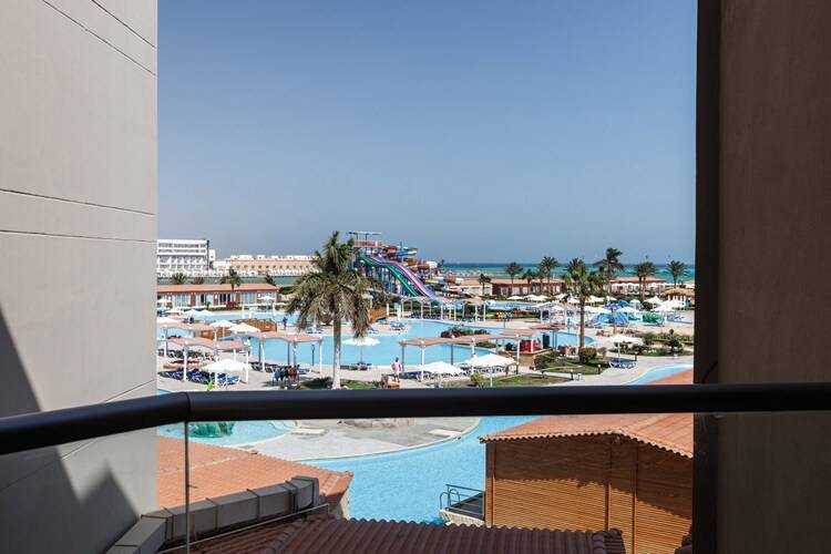 Sunrise Solara Aqua Park Resort (Ex. Caesar Dreams Resort By Sunrise)