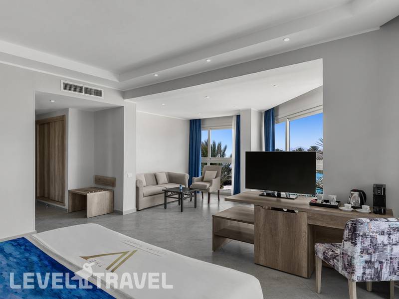 Фотография The V Luxury Resort