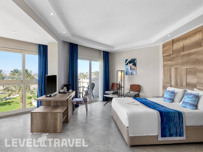 Фотография The V Luxury Resort