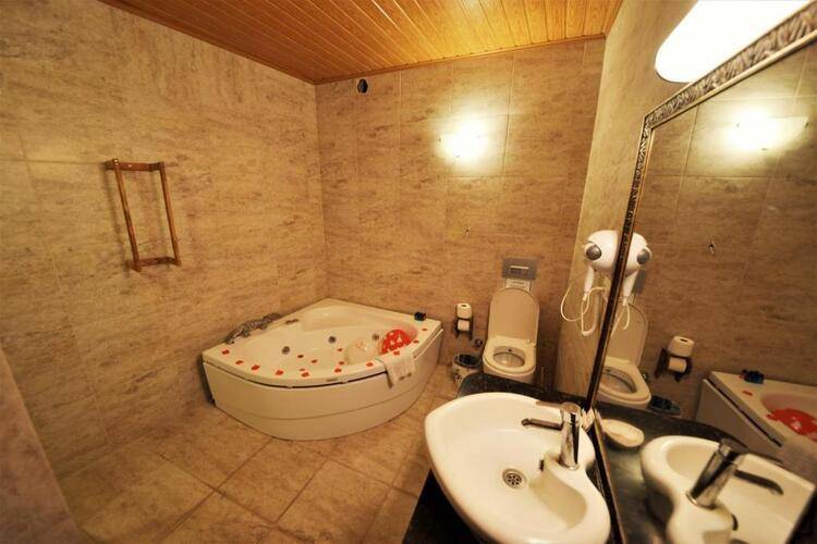 Dedeli Konak Cave Hotel