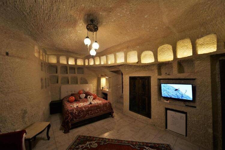Dedeli Konak Cave Hotel