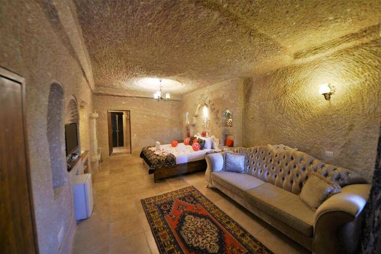 Dedeli Konak Cave Hotel