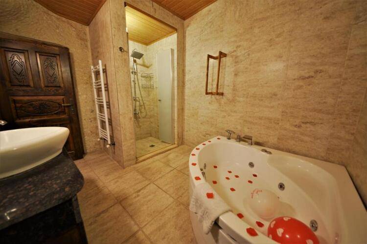 Dedeli Konak Cave Hotel