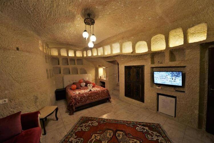 Dedeli Konak Cave Hotel