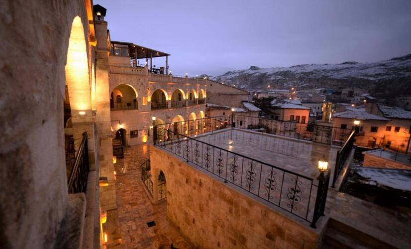Dedeli Konak Cave Hotel