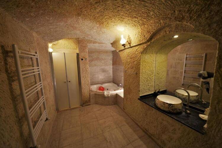 Dedeli Konak Cave Hotel