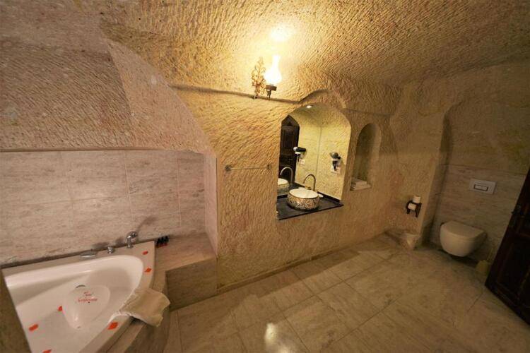 Dedeli Konak Cave Hotel
