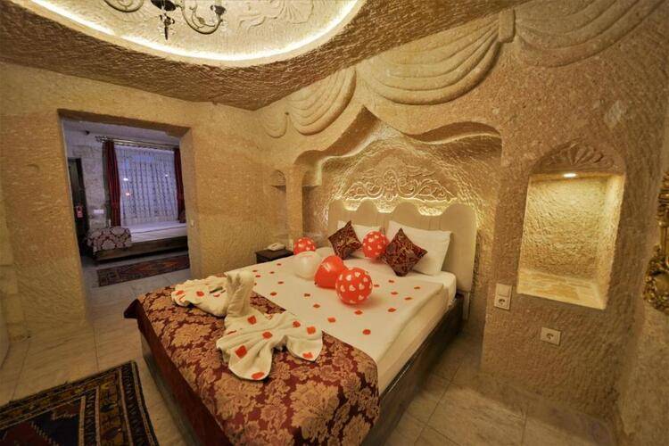 Dedeli Konak Cave Hotel