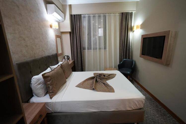 Sultan Hamit Hotel
