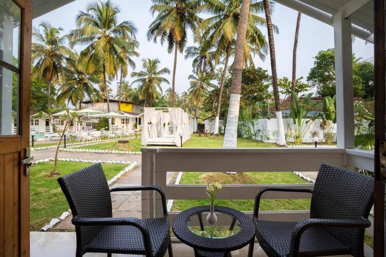 Stone Wood Village Resort Morjim