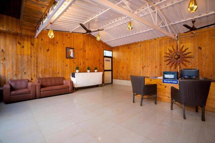 Stone Wood Village Resort Morjim