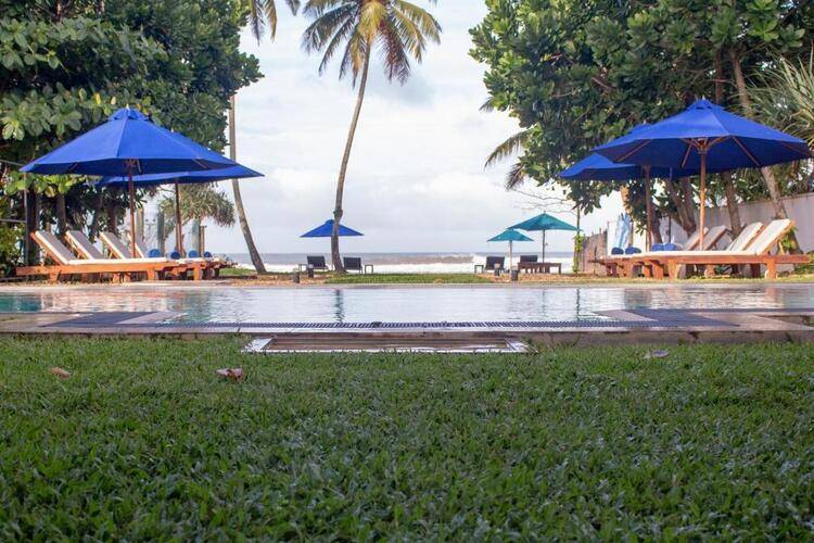 Parangi Weligama Bay