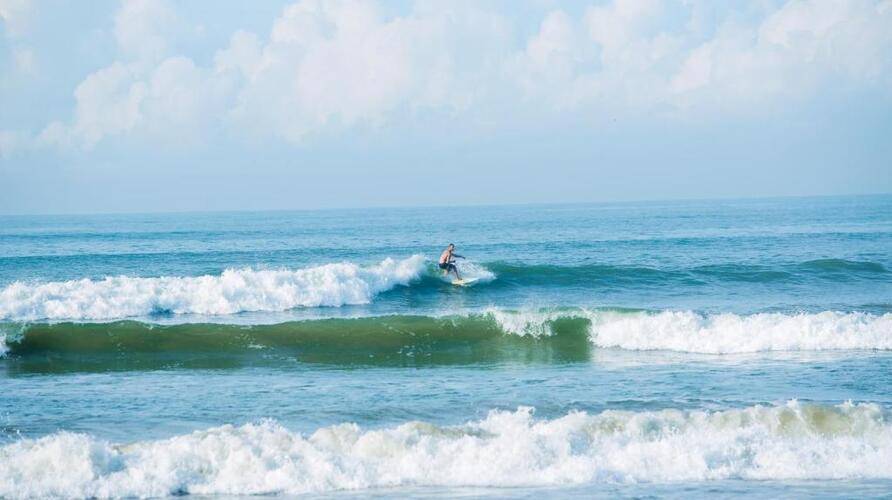 Parangi Weligama Bay