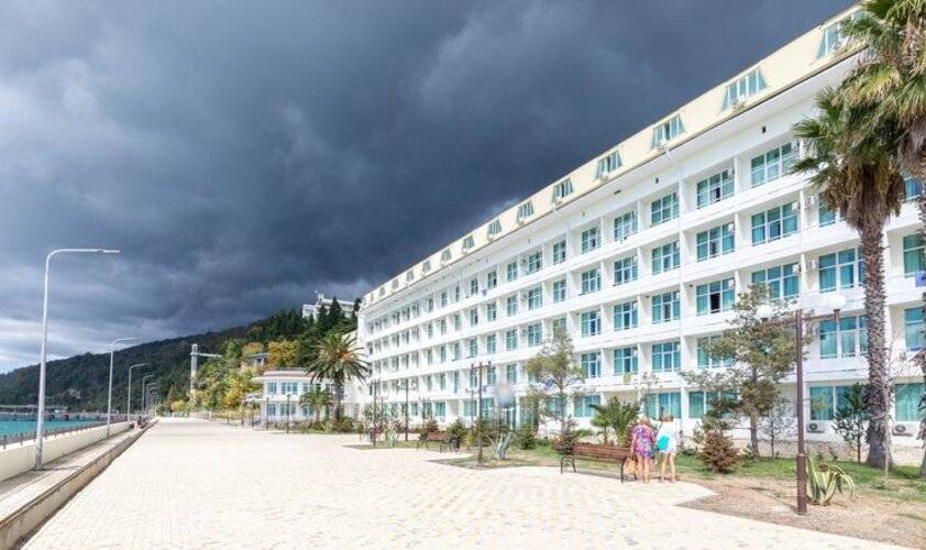 Кавказ Парк-Отель (Kavkaz (Gagra))
