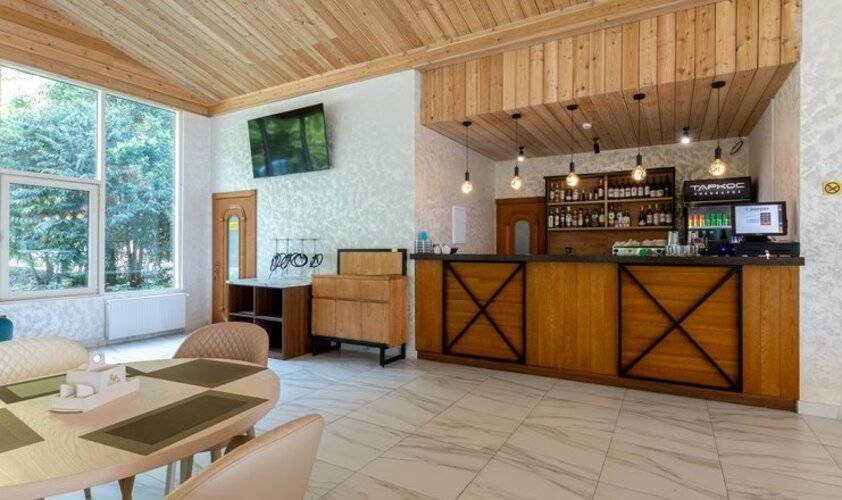Кавказ Парк-Отель (Kavkaz (Gagra))