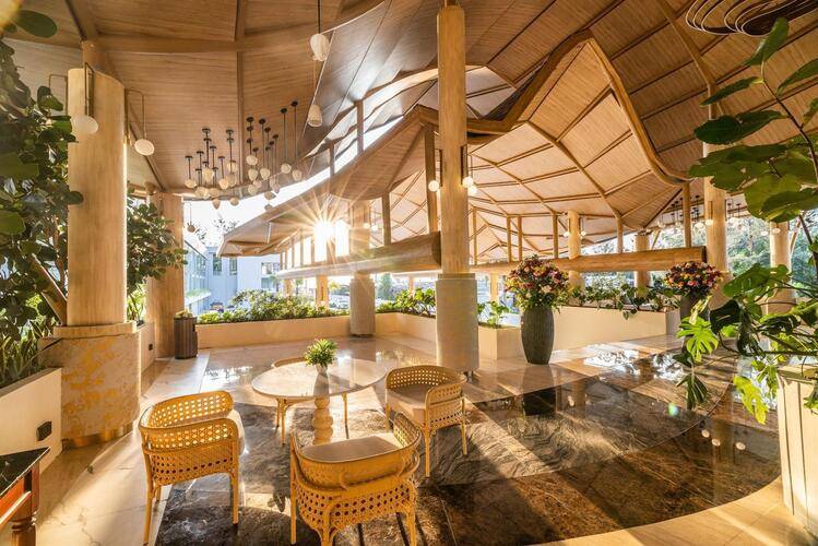 Phuket Emerald Beach Resort And Spa