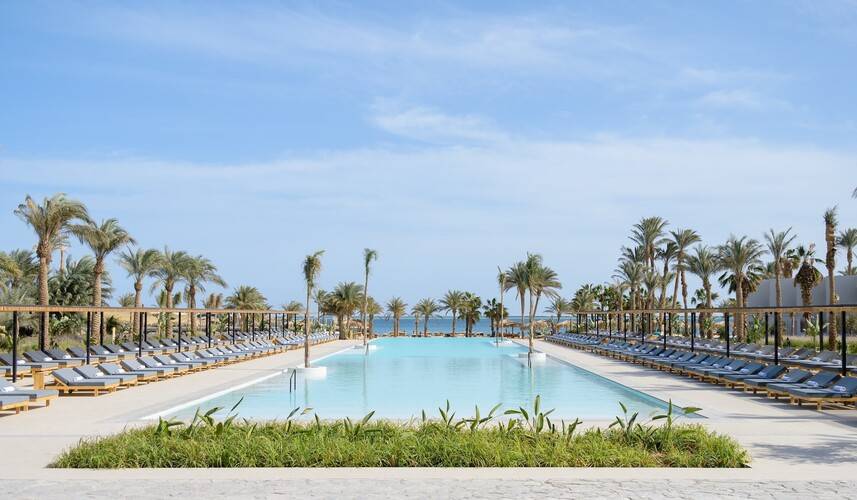Serry Beach Resort