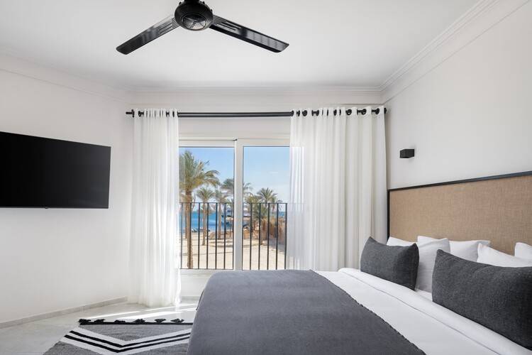 Serry Beach Resort