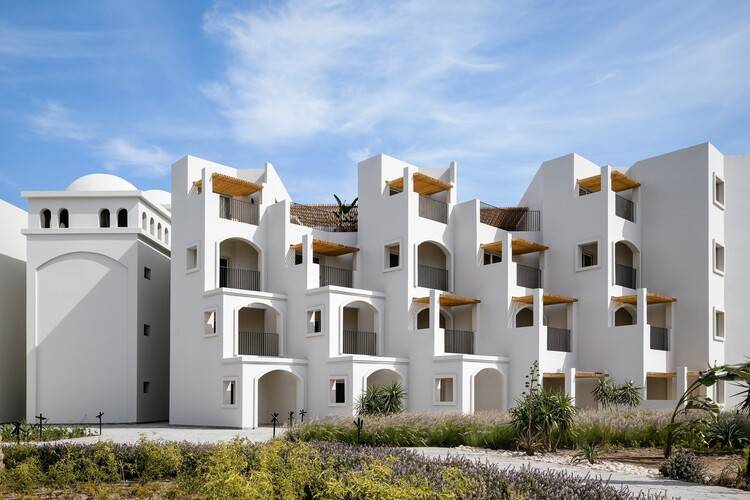 Serry Beach Resort