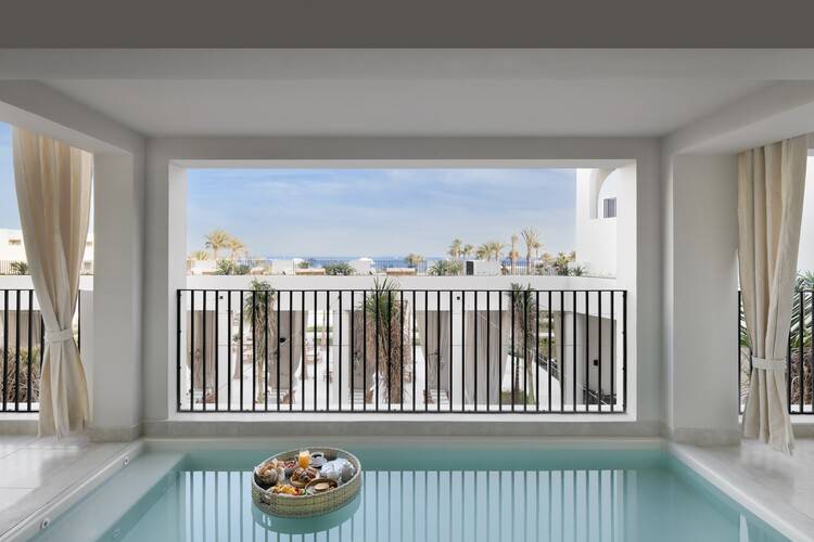 Serry Beach Resort
