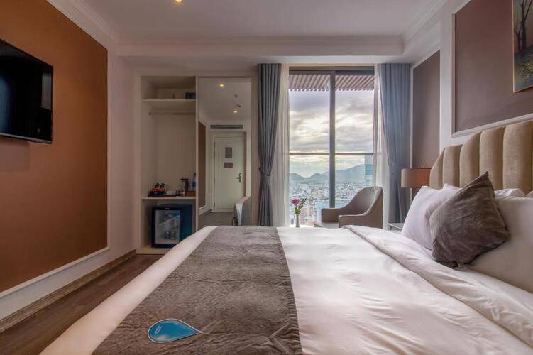 La Vague Hotel