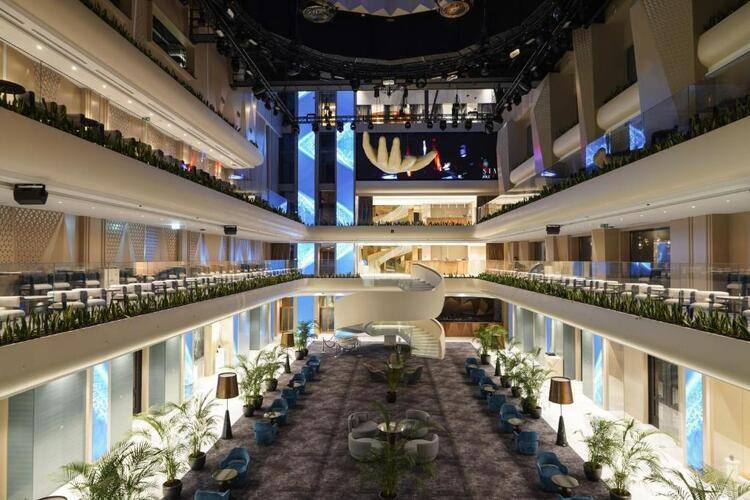 Seven Visions Hotel & Places, The Dvin