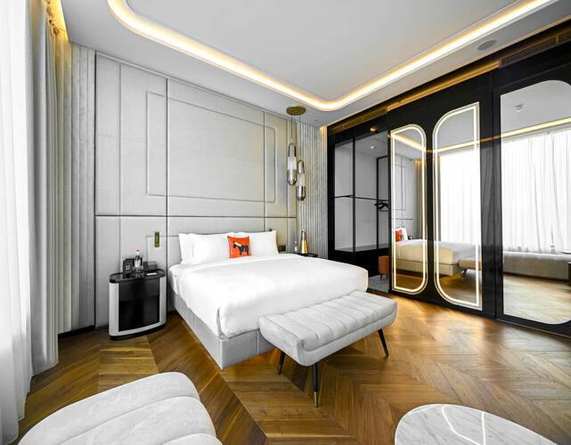 Seven Visions Hotel & Places, The Dvin