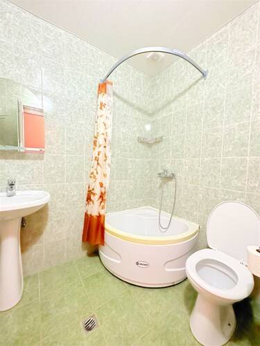 Pearl Of Grandloo
