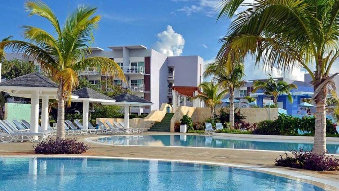Grand Aston Varadero (Adults Only 11+)