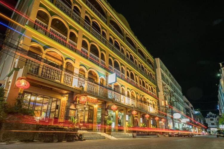 Grand Orlov Apart Hotel