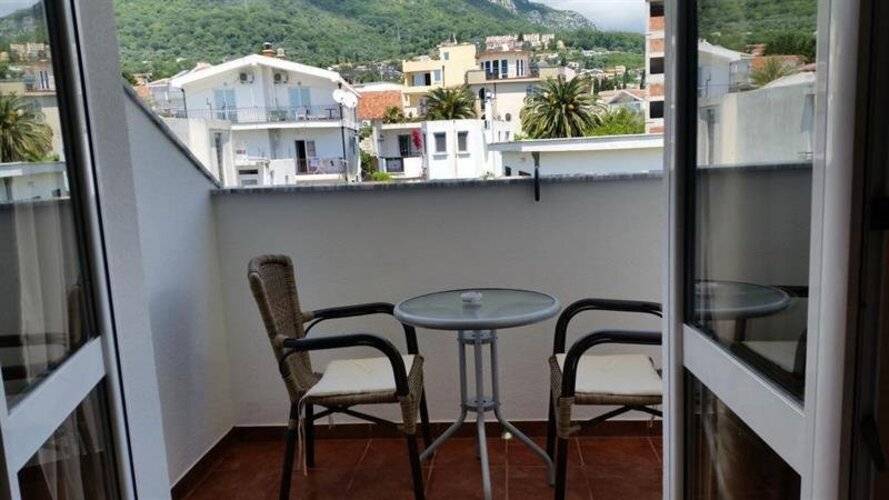 Kojic Apartments
