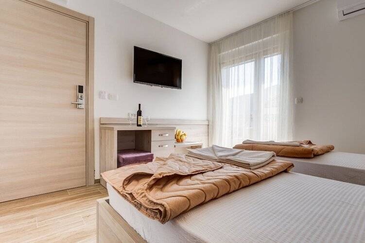Almare Apartments Budva
