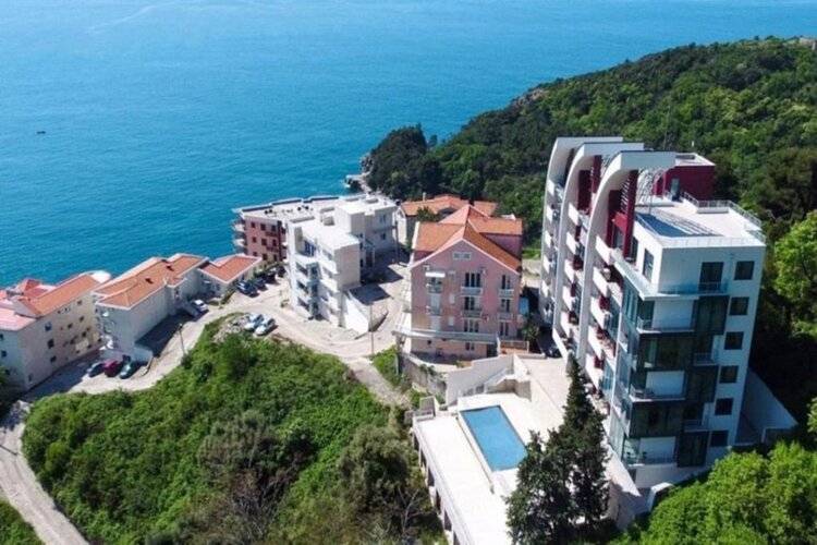 Apartments Aqua