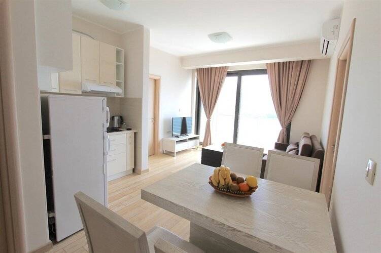 Apartments Aqua