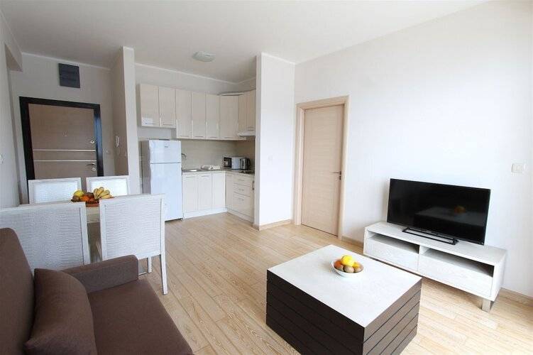 Apartments Aqua